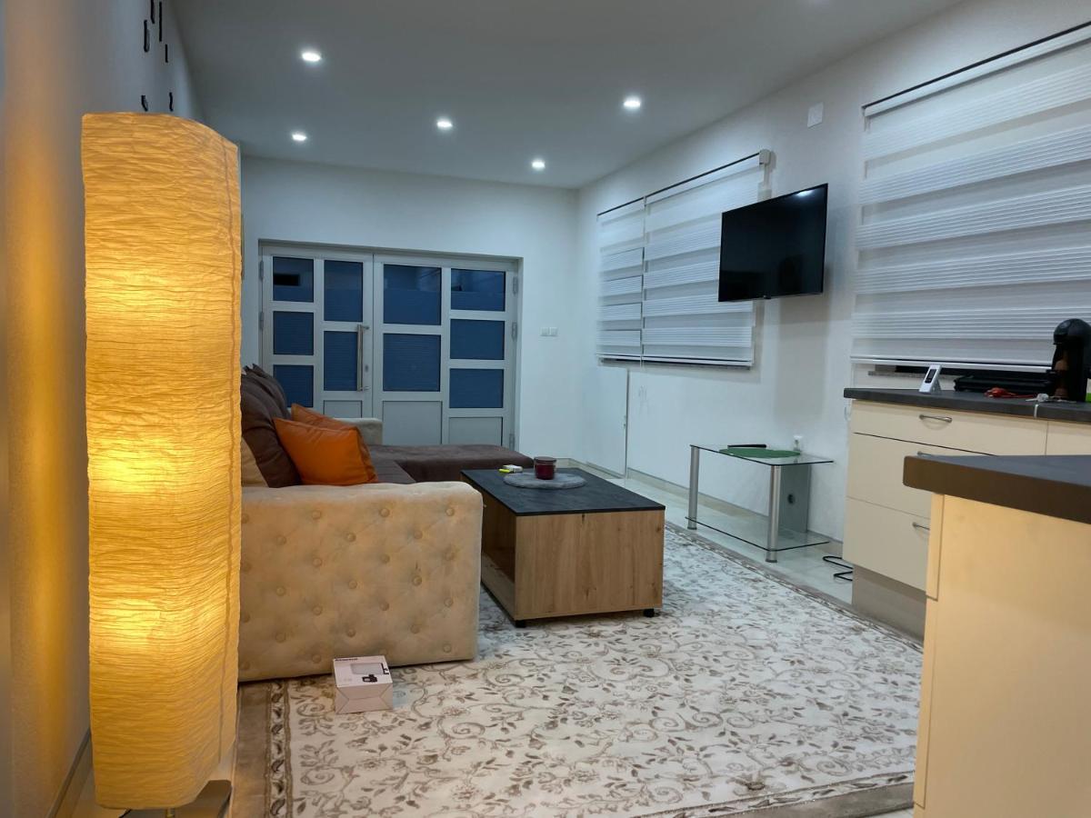 צאזין Apartman Cuprija מראה חיצוני תמונה
